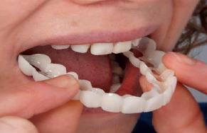 فوت و فن مراقبت از پروتز دندانی
