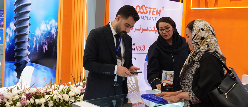 کارشناسان فروش - غرفه شرکت آزاد تجارت پارس 