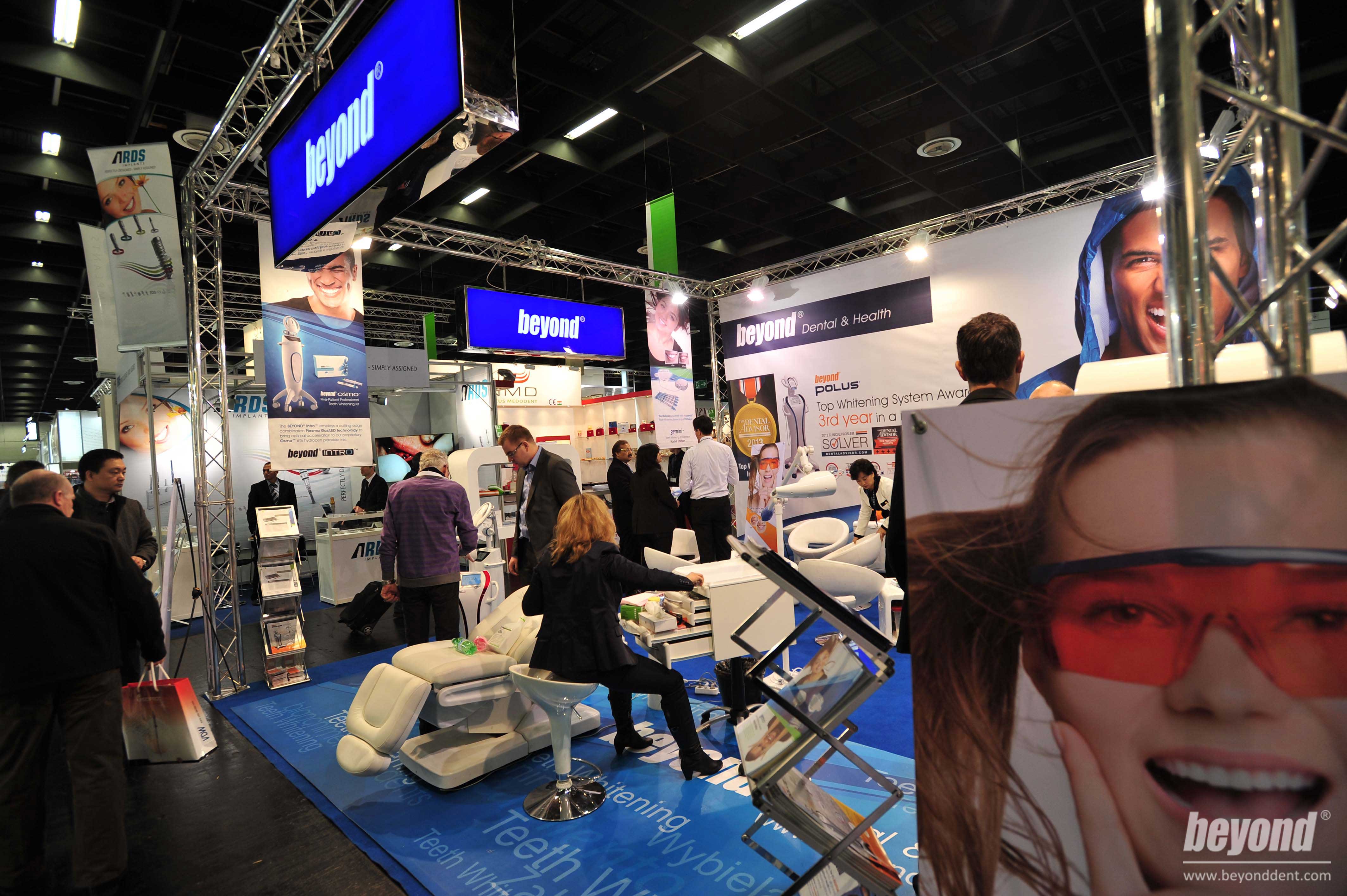 نمایشگاه دندانپزشکی